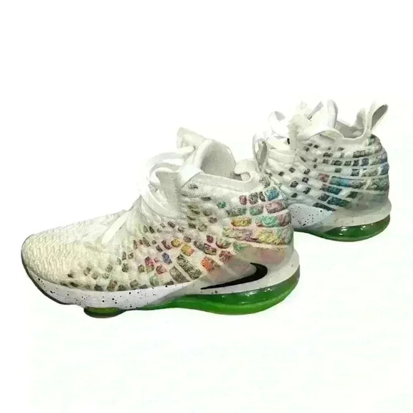 Size 5Y - Nike LeBron 17 Air Command Force - Picture 7 of 15